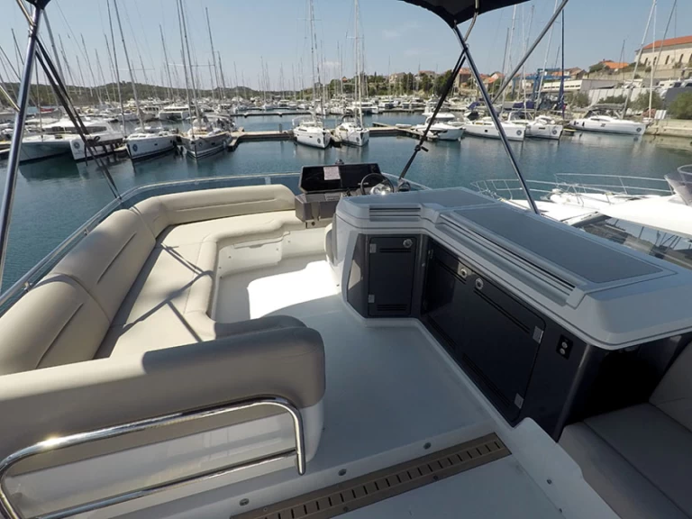 YachtCharter in Šibenik - Galeon Galeon 480 Fly auf SamBoat