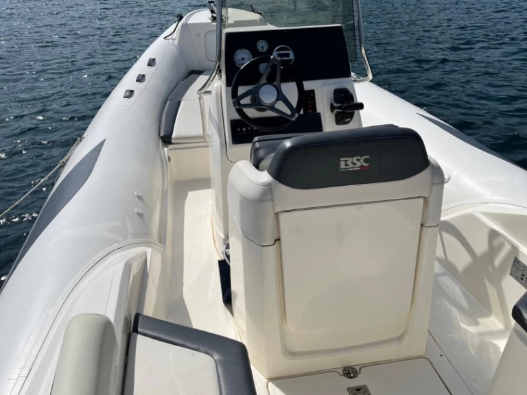 Ein Bsc BSC 70 Classic mieten in Cannigione di Arzachena