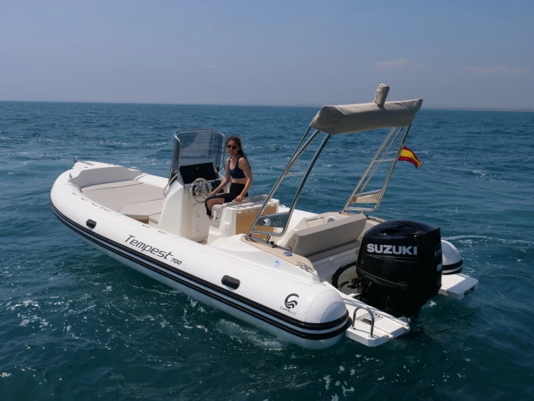 Schlauchboot mieten in Empuriabrava - Capelli Tempest 700
