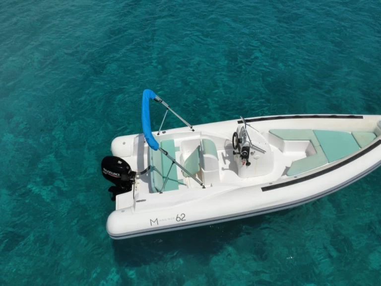 Vermietung Schlauchboot Magnus mit Führerschein