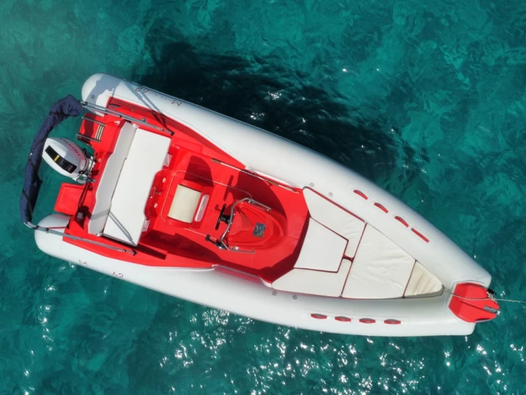 Ein Magnus 6,20 mieten in Porto Rotondo