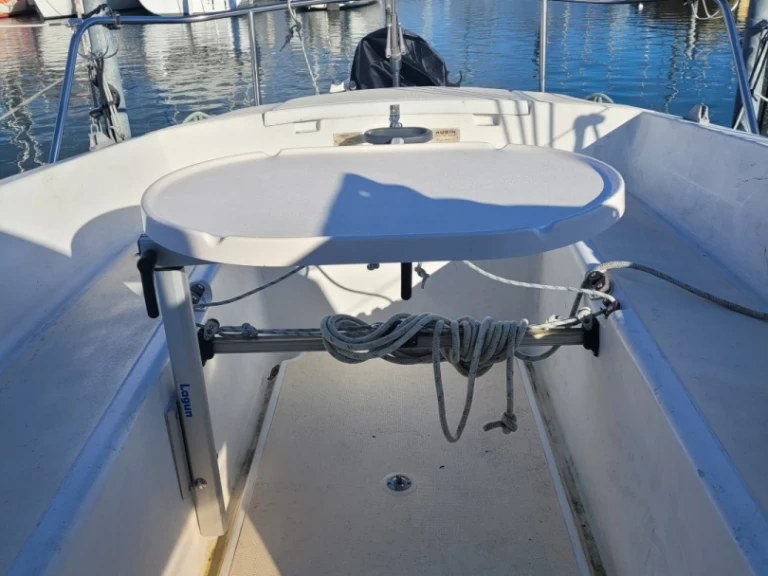 Ein Aubin Tequila mieten in Auvernier