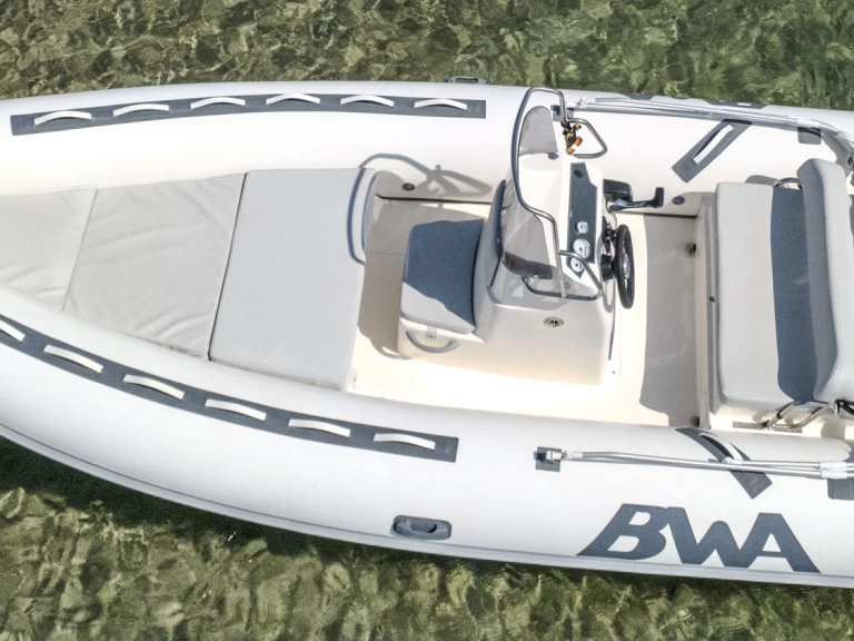 Bwa California 550 mieten Cannigione di Arzachena