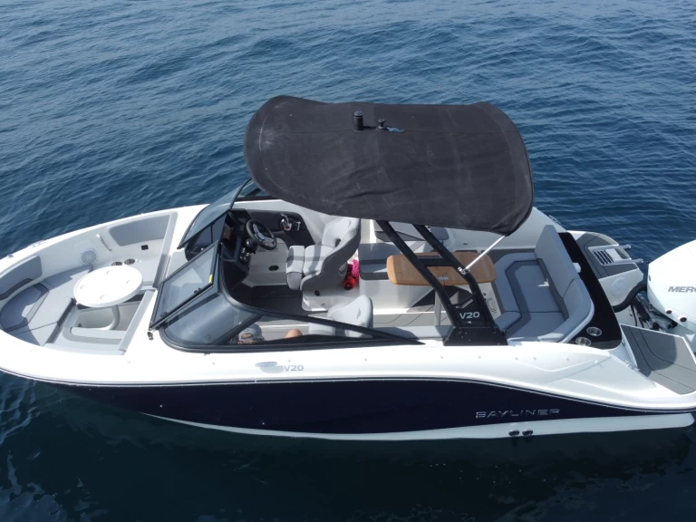 Motorboot mieten in Puerto Banús zum besten Preis