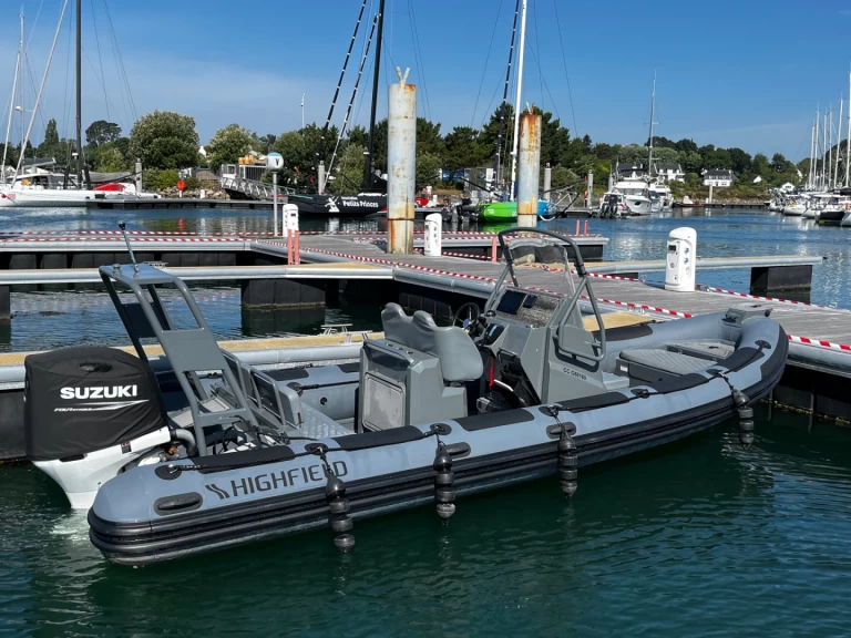Ein Highfield Patrol 660 mieten in La Forêt-Fouesnant