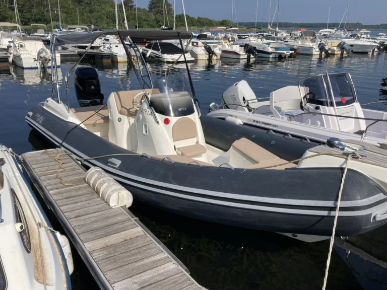 Schlauchboot mieten in Sanguinet - Nuova Jolly Blackfin 8 Elegance
