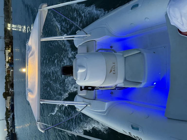 Ein Eagle Eagle 2 mieten in Gjiri i Vlorës