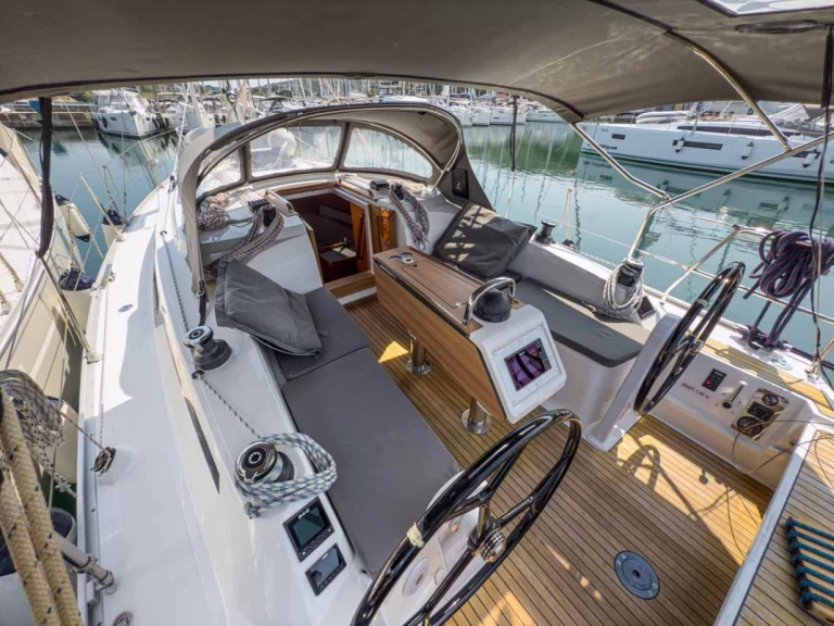 Bootsverleih Bavaria Cruiser 34 Pula Samboat