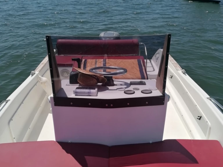 Ein Jeanneau Cap Camarat 675 mieten in Lège-Cap-Ferret