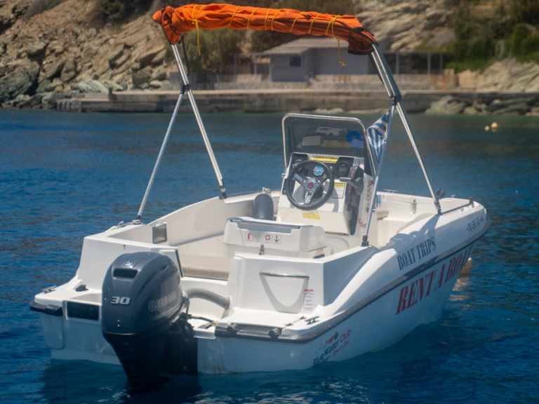 Motorboot mit oder ohne Skipper Poseidon mieten in Agía Pelagía