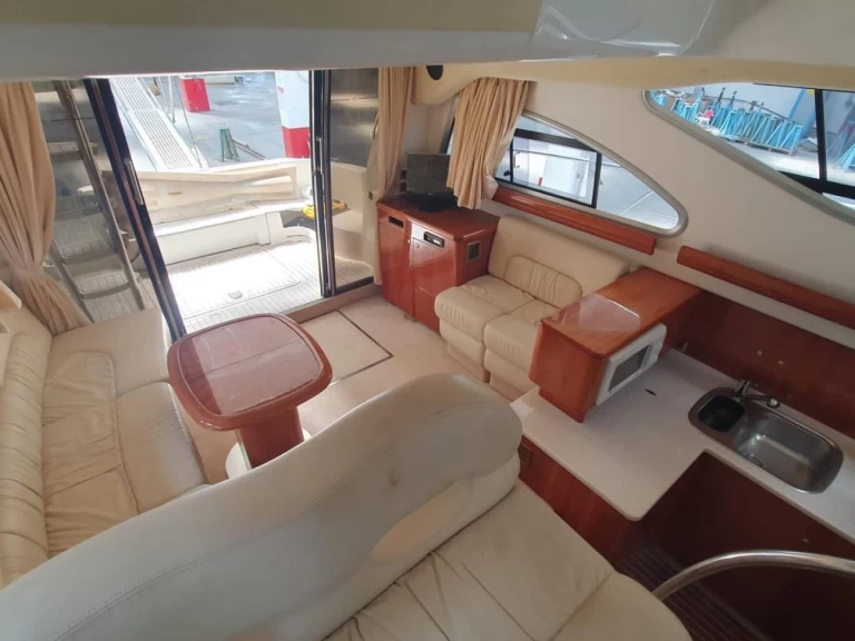 YachtCharter in Nettuno - Cranchi Atlantique 40 Fly auf SamBoat