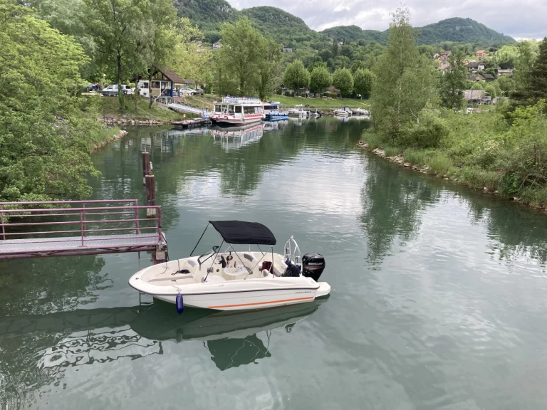 Boot mieten Conjux günstig Element E5