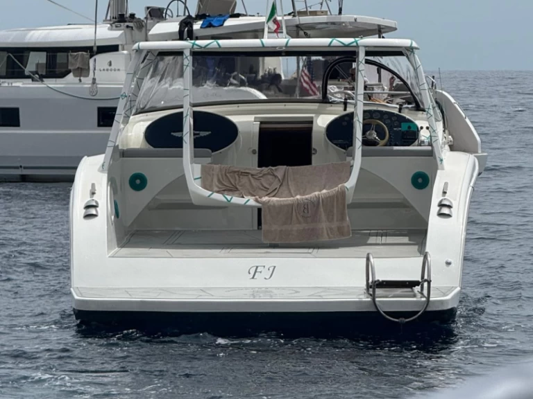 Bootsverleih Tornado Tornado 38 Flush Deck Amalfi Samboat