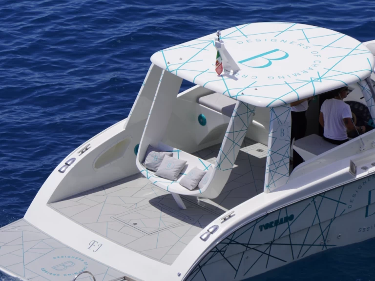 Motorboot mieten in Amalfi - Tornado Tornado 38 Flush Deck