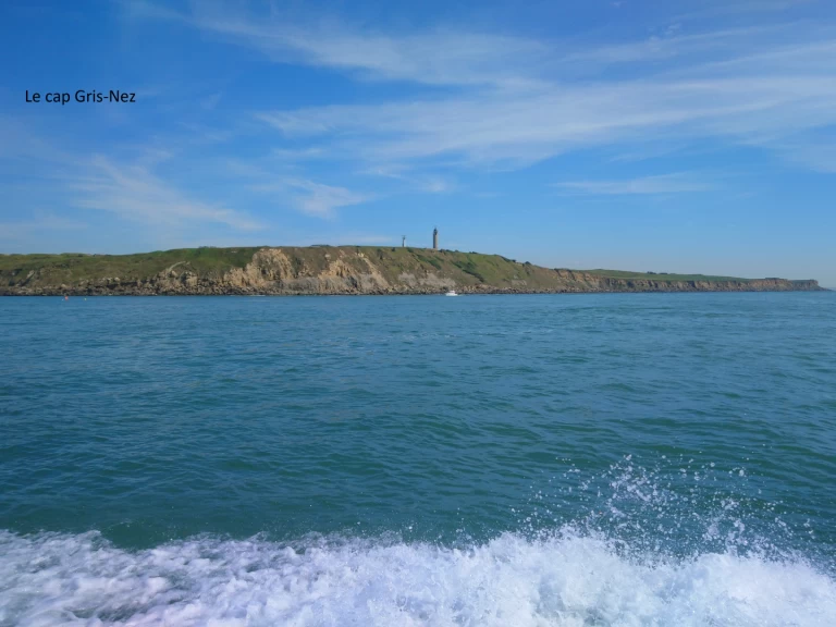 YachtCharter in Boulogne-Sur-Mer - Jeanneau Esteou 730 auf SamBoat