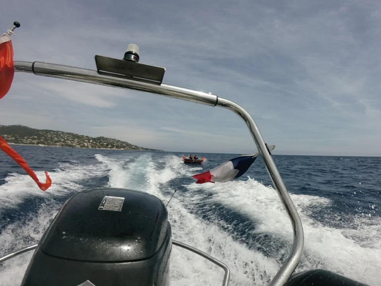 Schlauchboot mieten in Sainte-Maxime zum besten Preis