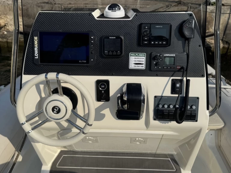 Schlauchboot mit oder ohne Skipper Nouva jolly mieten in Pietà