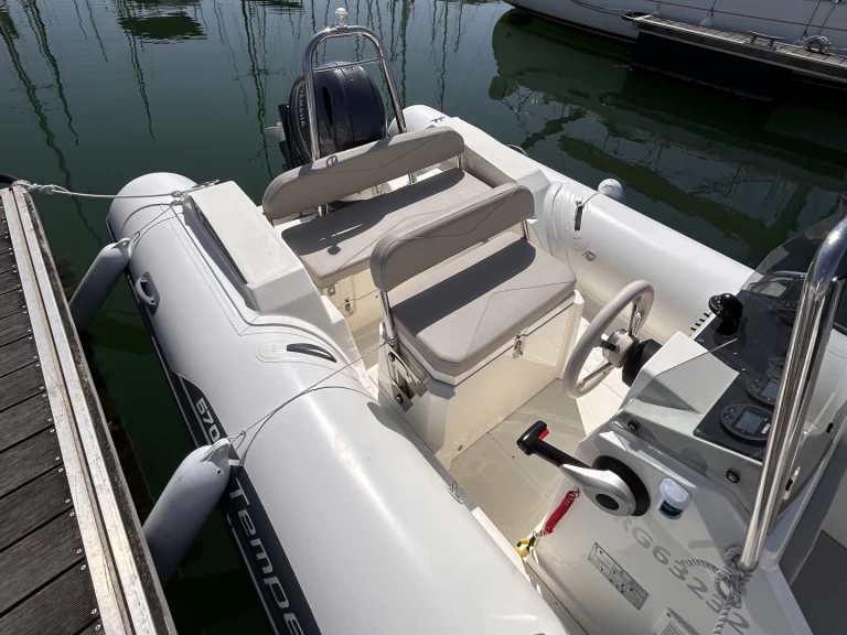 Schlauchboot mit oder ohne Skipper Capelli mieten in La Rochelle