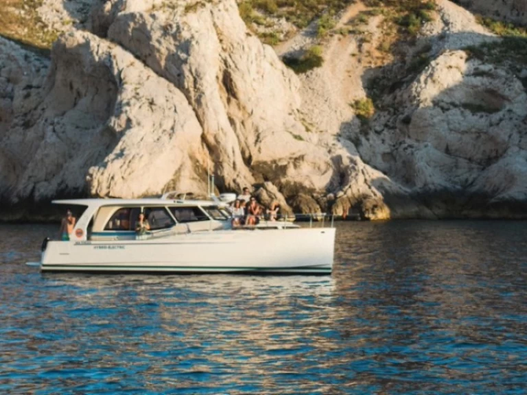 Motorboot mieten in Marseille - Greenline Greenline 33
