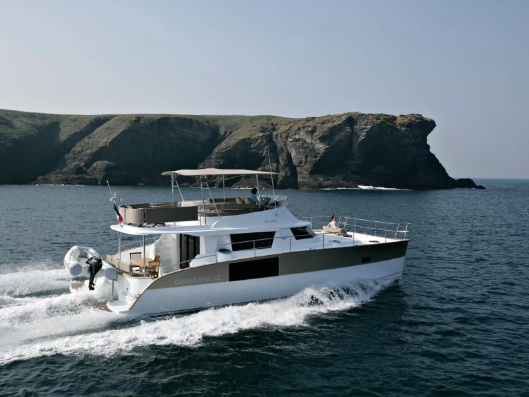 Katamaran mit oder ohne Skipper Fountaine Pajot mieten in Lagos