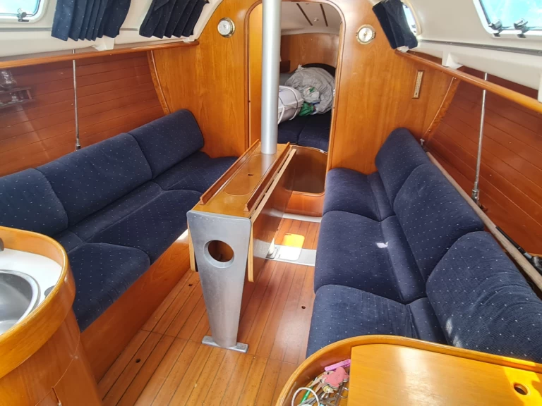 Vermietung Segelboot Bénéteau mit Führerschein