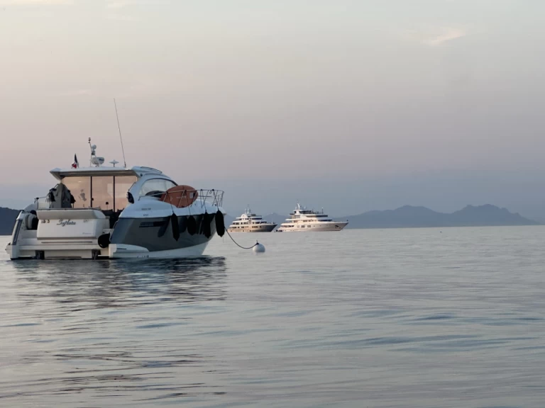 Boot mieten Saint-Raphaël günstig ABSOLUTE 52