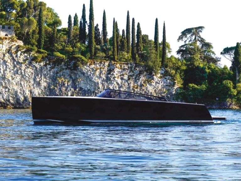 Motorboot mit oder ohne Skipper Fjord mieten in Vieux Port de Cannes