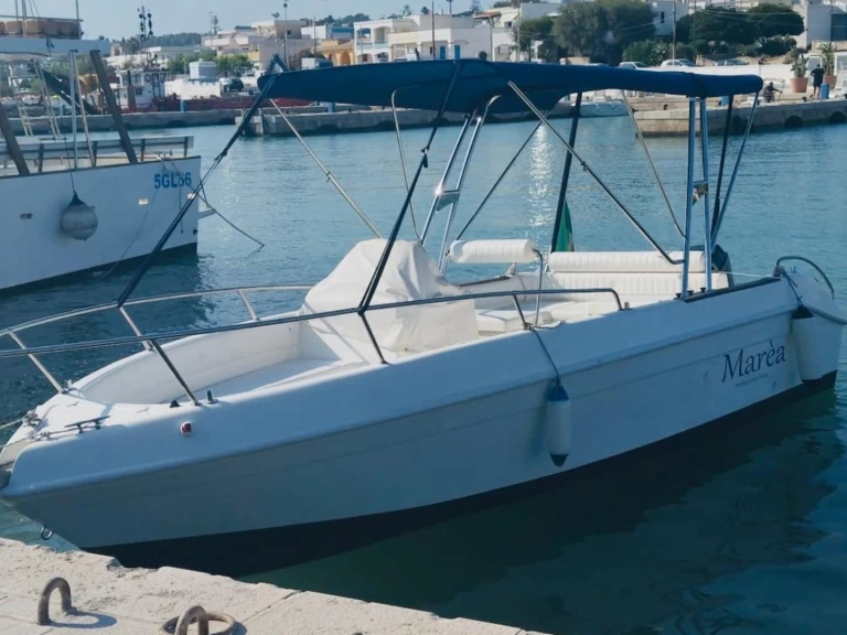 YachtCharter in Torre Vado - Marinello Eden 18 auf SamBoat