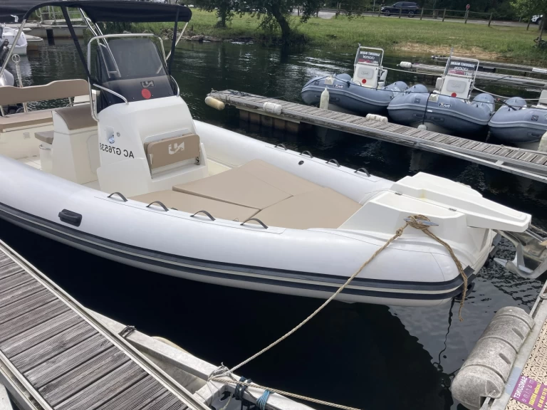 Vermietung Schlauchboot Nuova Jolly mit Führerschein