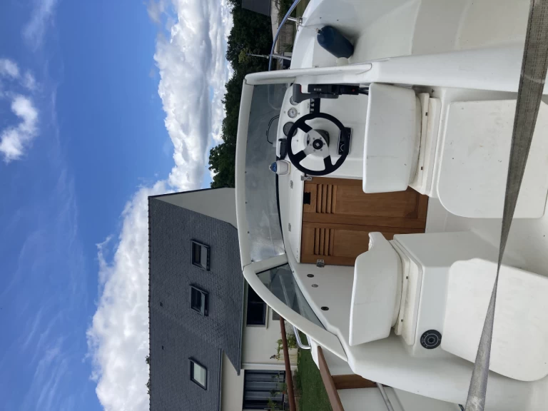 Motorboot mit oder ohne Skipper Bénéteau mieten in Vannes
