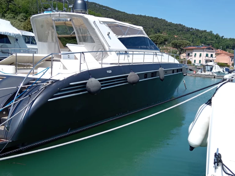 Yacht mieten in Nettuno zum besten Preis