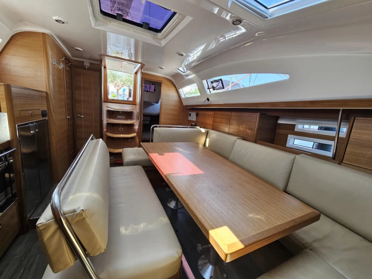 Elan Impression 45.1 mieten Izola