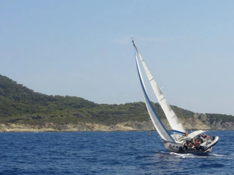Segelboot mieten in Toulon - Comar Comet 1050