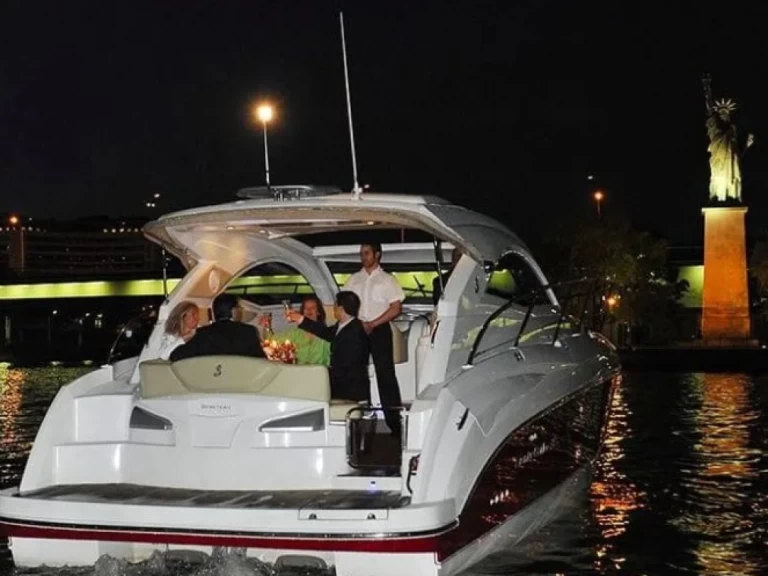 YachtCharter in Paris - Bénéteau Monte Carlo 37 auf SamBoat