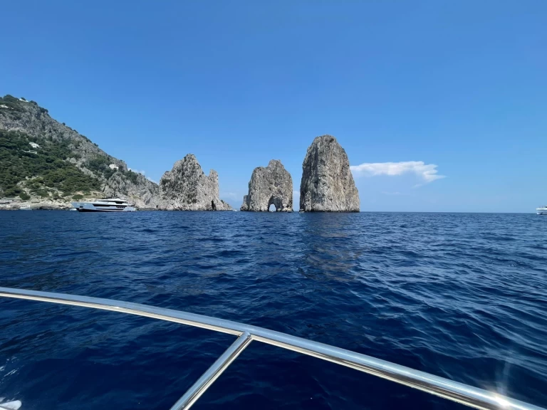 Motorboot mieten in Salerno zum besten Preis