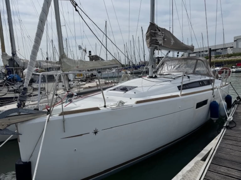 Boot mieten La Rochelle günstig SUN ODYSSEY 349 QR 2016