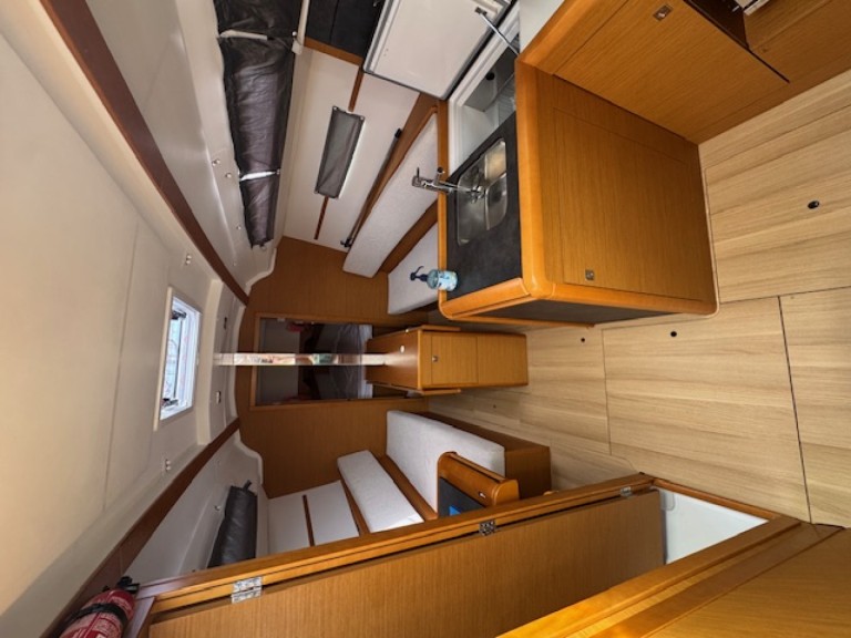 Segelboot mit oder ohne Skipper SUN ODYSSEY 349 QR 2016 mieten in La Rochelle