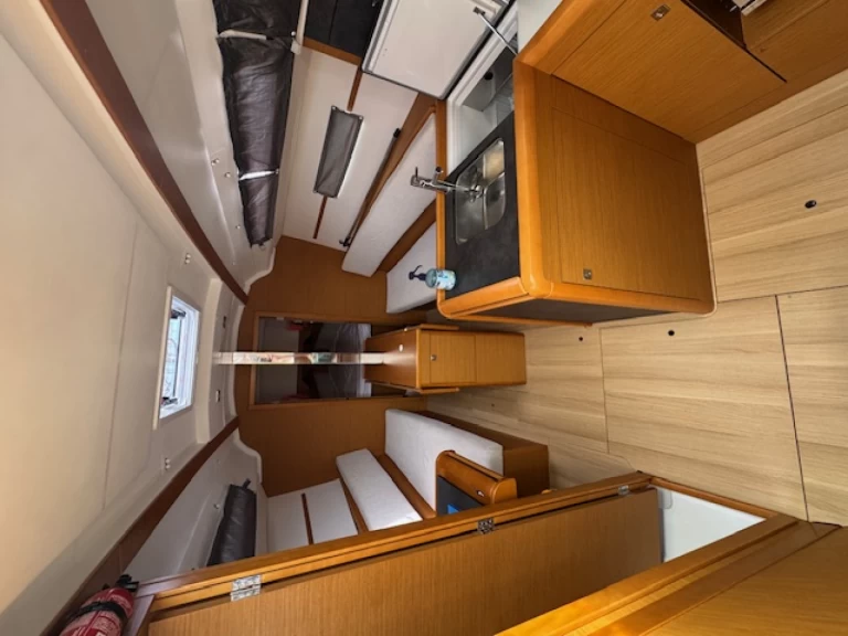 Segelboot mit oder ohne Skipper SUN ODYSSEY 349 QR 2016 mieten in La Rochelle