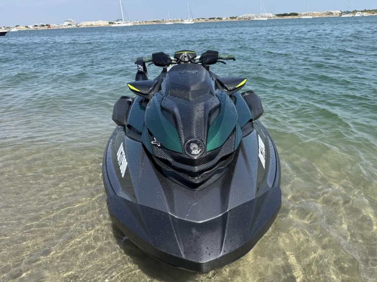 Jetski mit oder ohne Skipper Sea-Doo mieten in Montpellier