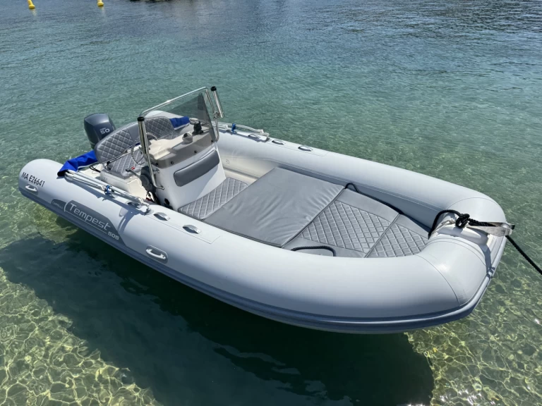 Schlauchboot mit oder ohne Skipper Capelli mieten in La Madrague