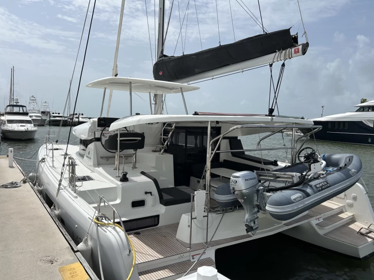 YachtCharter in Playa Sardinera - Lagoon Lagoon 42 auf SamBoat