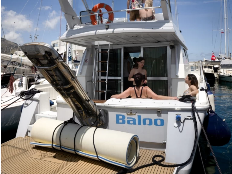 Motorboot mieten in La Cala (porto Palermo) - Mochi Craft Mochi Craft 42 Fly