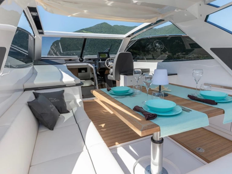 Rio Yachts Parana 38 mieten Capri