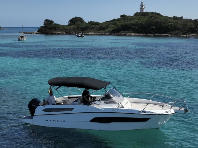 Vermietung Motorboot Karnic mit Führerschein