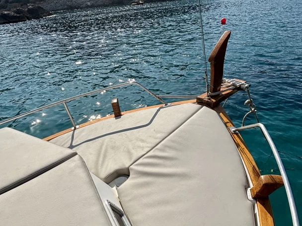 Ein Astilleros Menorquin Conquistador 36 mieten in Port de Sant Miquel