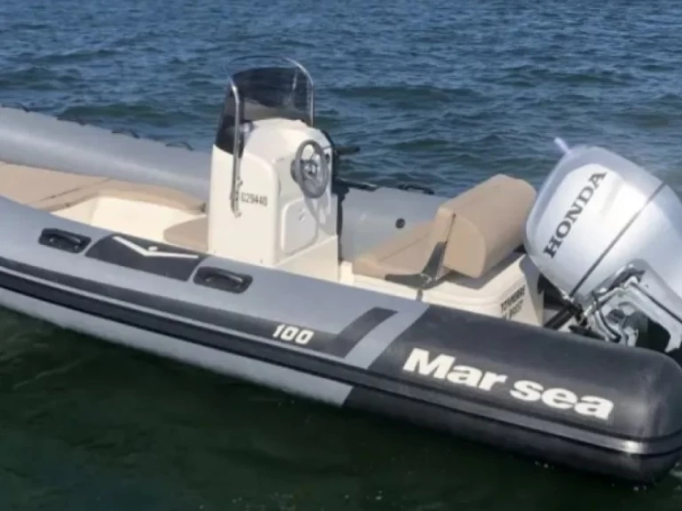 Schlauchboot mit oder ohne Skipper Marsea mieten in Bénodet