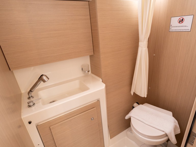Boot mieten Salerno günstig Oceanis 37.1 - 3 cab 2 wc