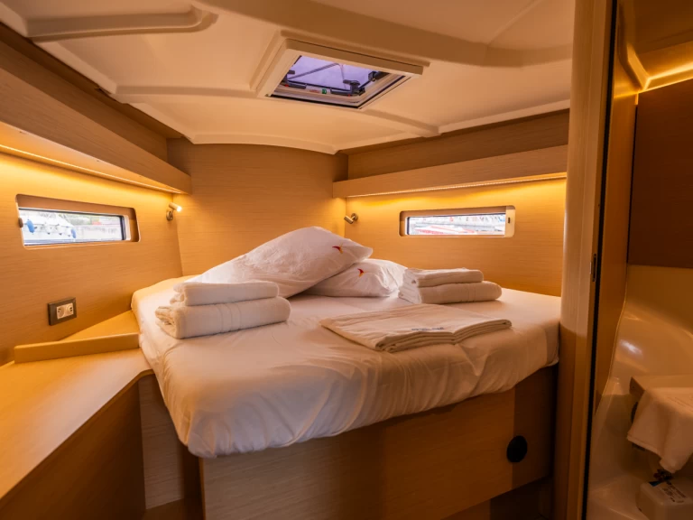 Bootsverleih Bénéteau Oceanis 40.1 Salerno Samboat