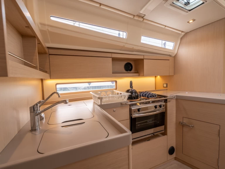 Boot mieten Salerno günstig Oceanis 40.1