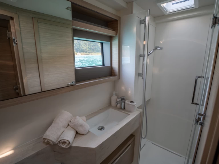 Katamaran mieten in Olbia zum besten Preis